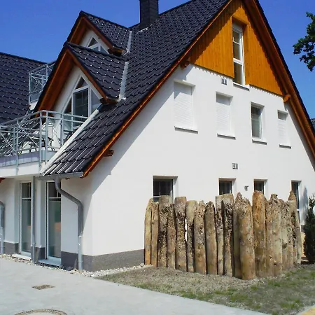 Hafenstrasse 15 Ibykus In Prerow * 프레로